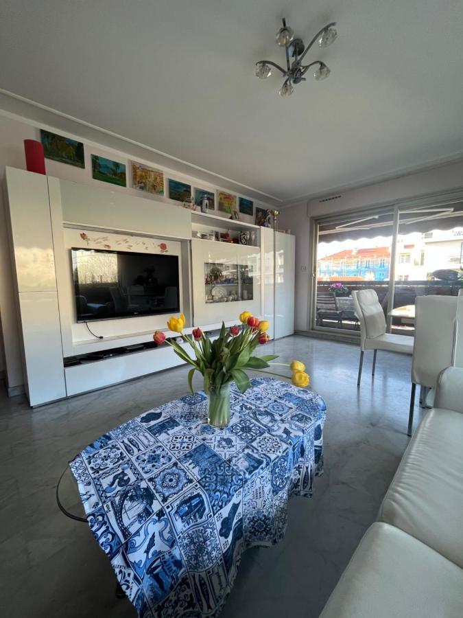 Chambre Privee Avec Terrasse Au Port De Nicea Zewnętrze zdjęcie